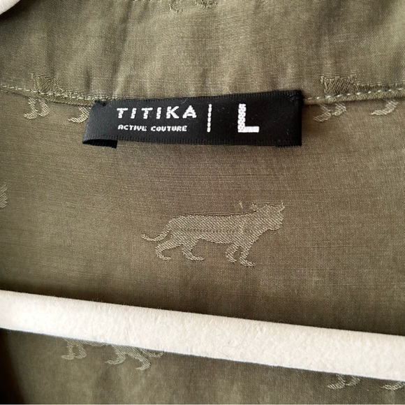 [L] Titika Active Couture Jungle Cat Print Dark Olive Relaxed Fit Midi Dress - Picture 8 of 10